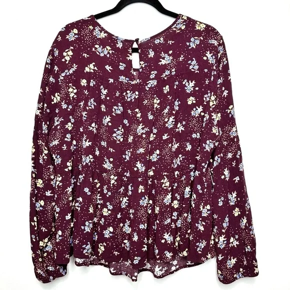 Torrid Crinkle Gauze Tiered Floral Top Size 2X Maroon 100% Rayon - Picture 7 of 8